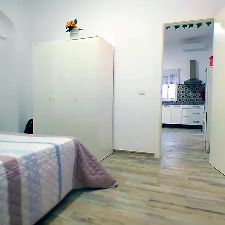 Con Piscina Privada En *